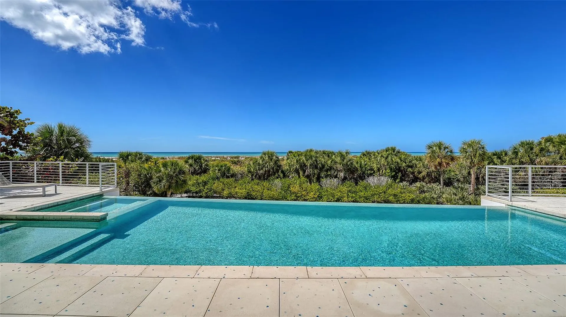 160 Whittier Drive Sarasota FL 34236