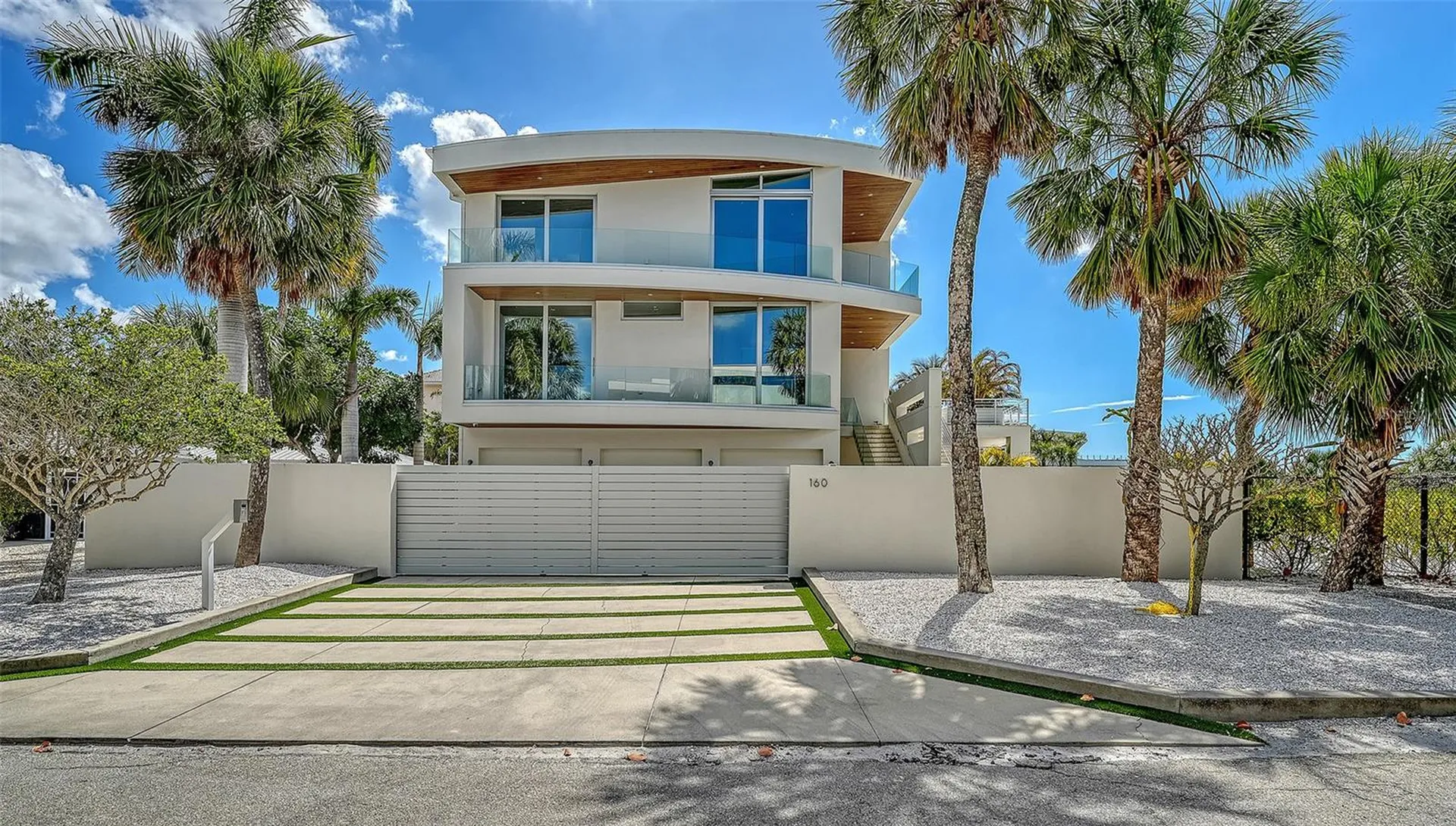 160 Whittier Drive Sarasota FL 34236