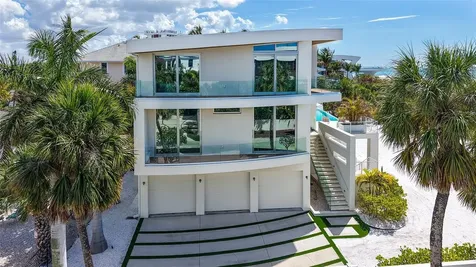 160 Whittier Drive Sarasota FL 34236