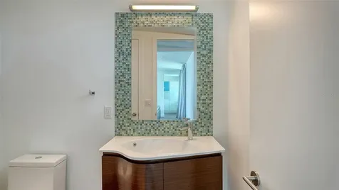 160 Whittier Drive Sarasota FL 34236
