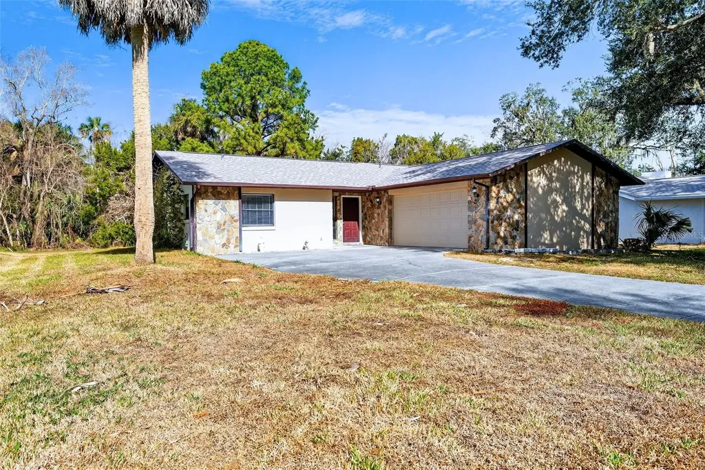 4800 S Wood Way Homosassa FL 34448