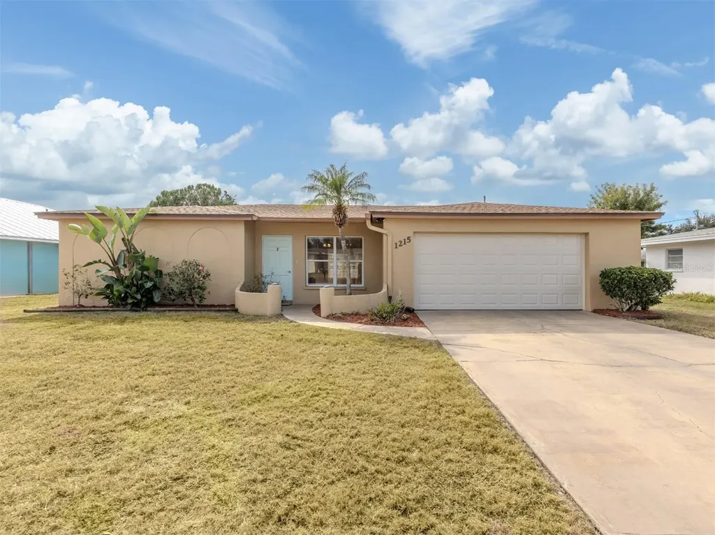 1215 Mango Avenue Venice FL 34285