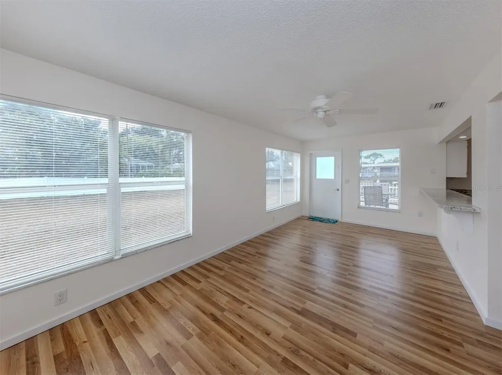 1215 Mango Avenue Venice FL 34285
