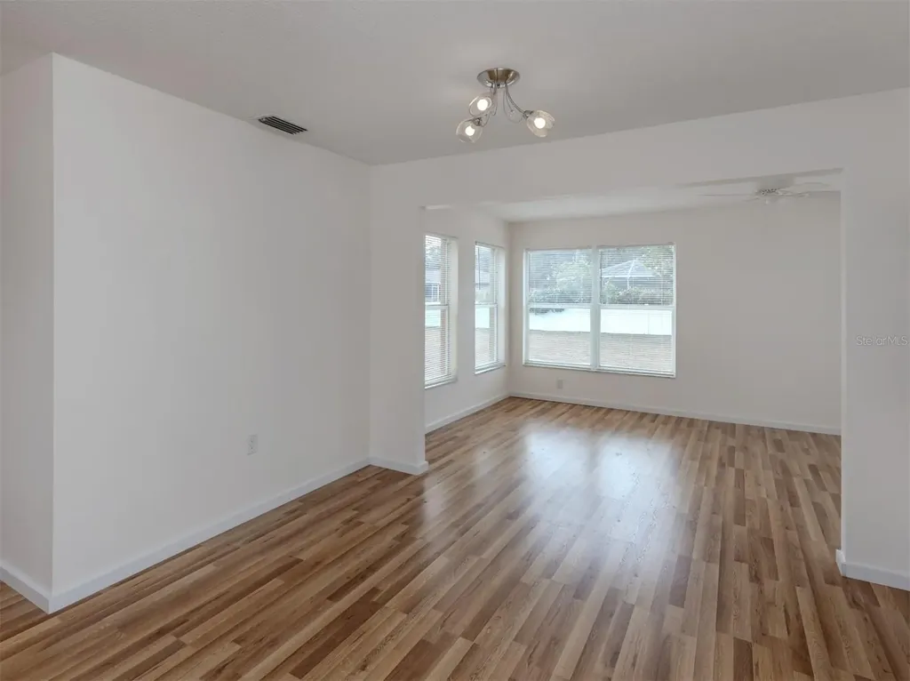 1215 Mango Avenue Venice FL 34285