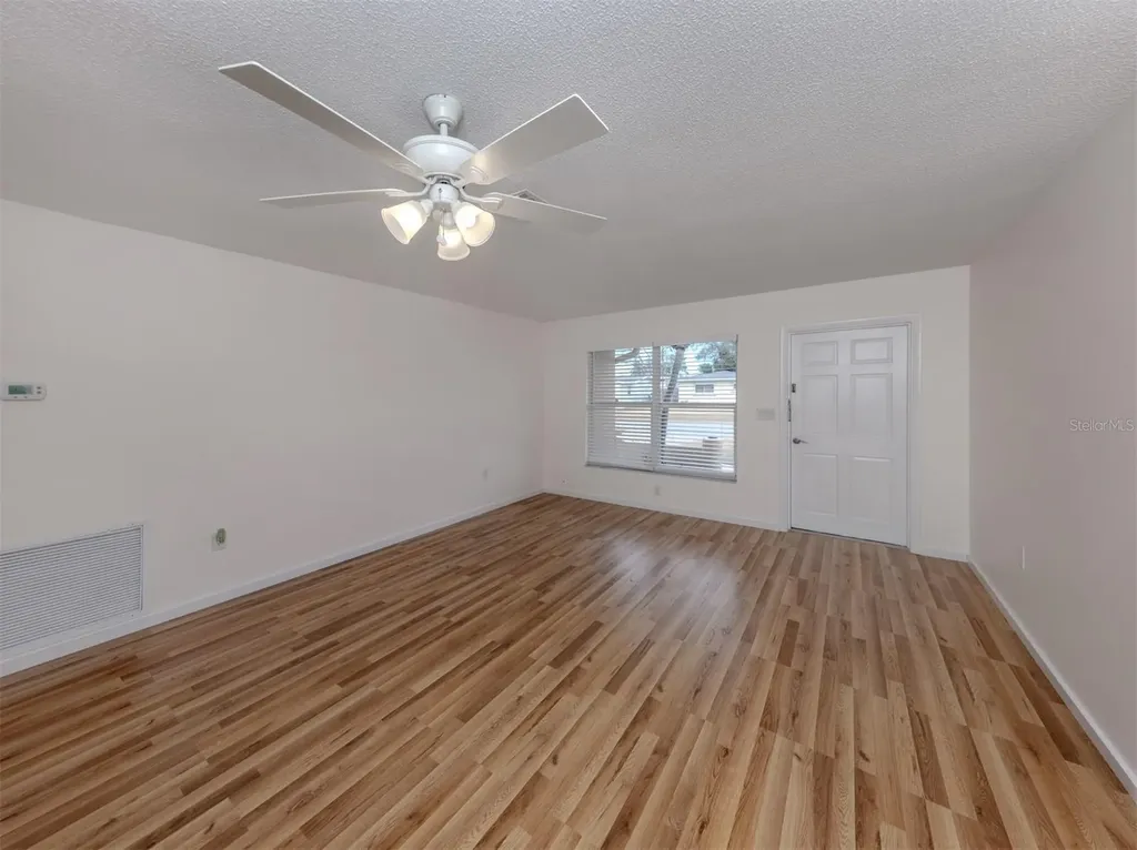 1215 Mango Avenue Venice FL 34285
