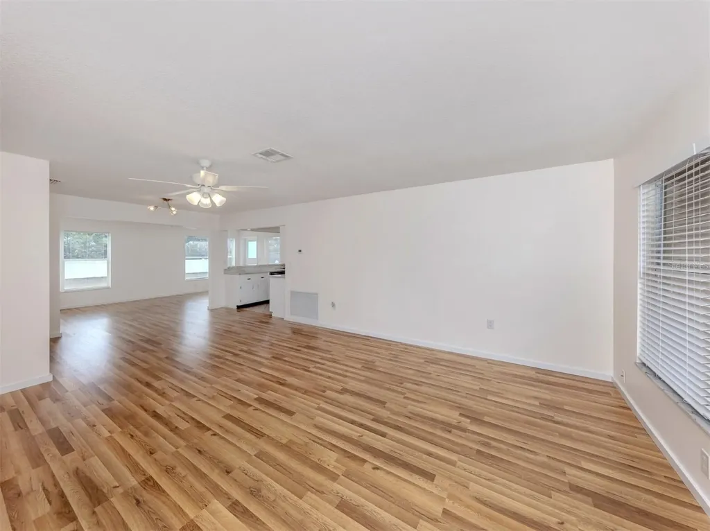 1215 Mango Avenue Venice FL 34285