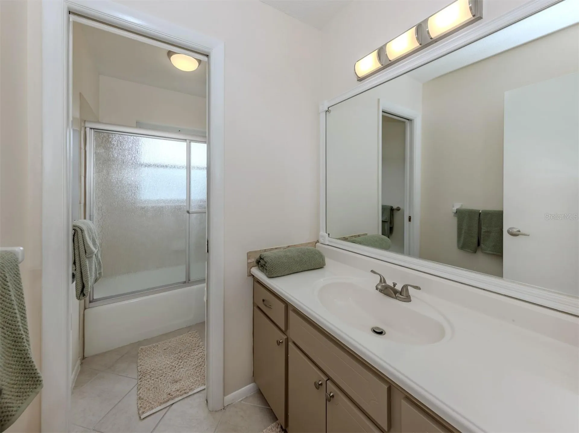 1215 Mango Avenue Venice FL 34285