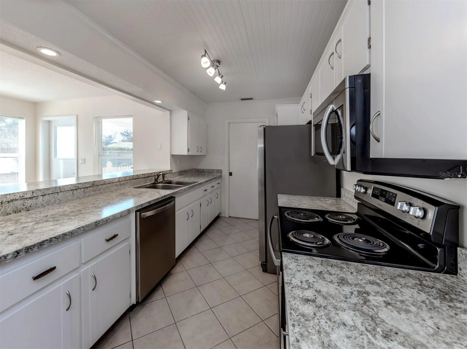 1215 Mango Avenue Venice FL 34285