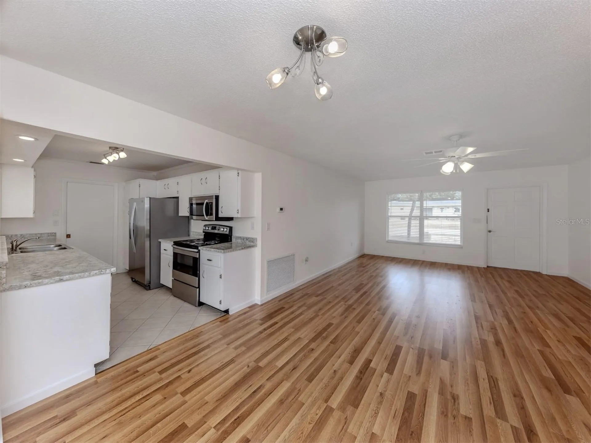 1215 Mango Avenue Venice FL 34285