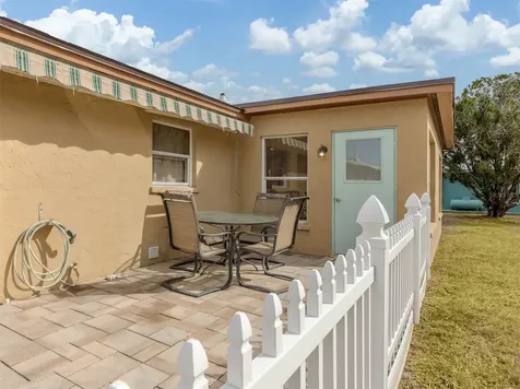 1215 Mango Avenue Venice FL 34285