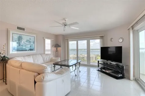 2937 S Atlantic Avenue Daytona Beach FL 32118
