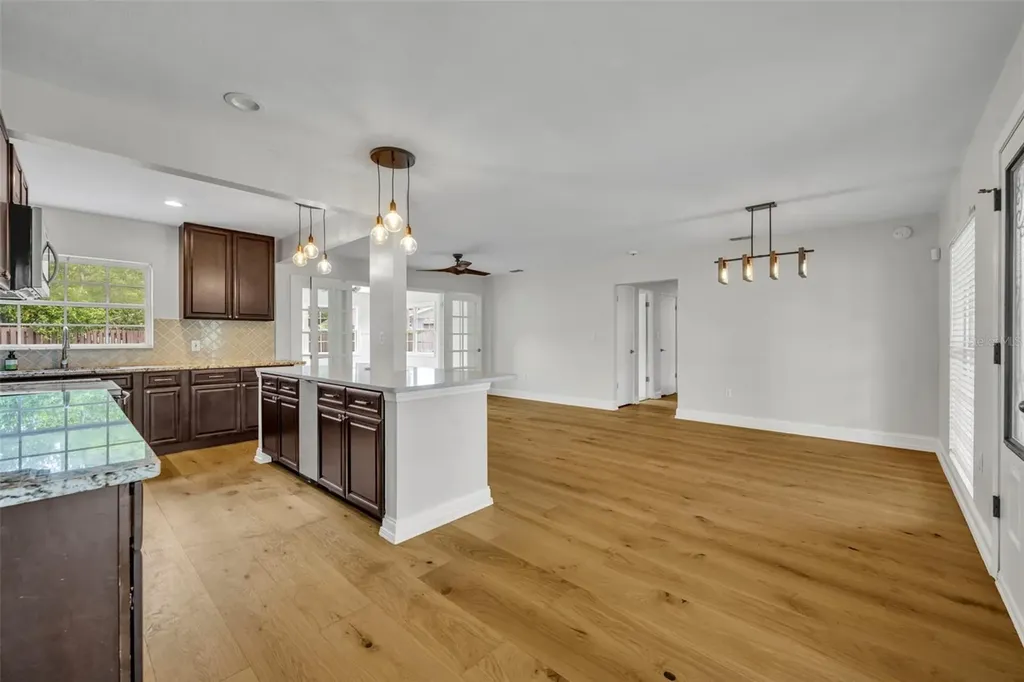 4234 Kendrick Road Orlando FL 32804