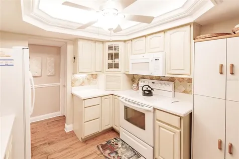 6030 E Peppertree Way Sarasota FL 34242