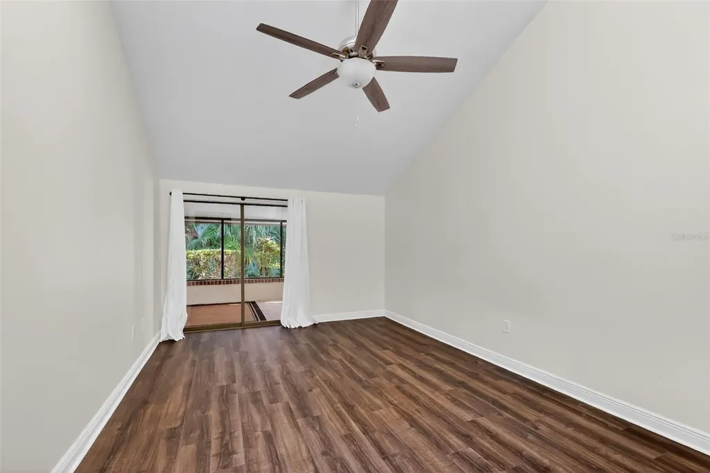 301 Clusterwood Drive Yalaha FL 34797