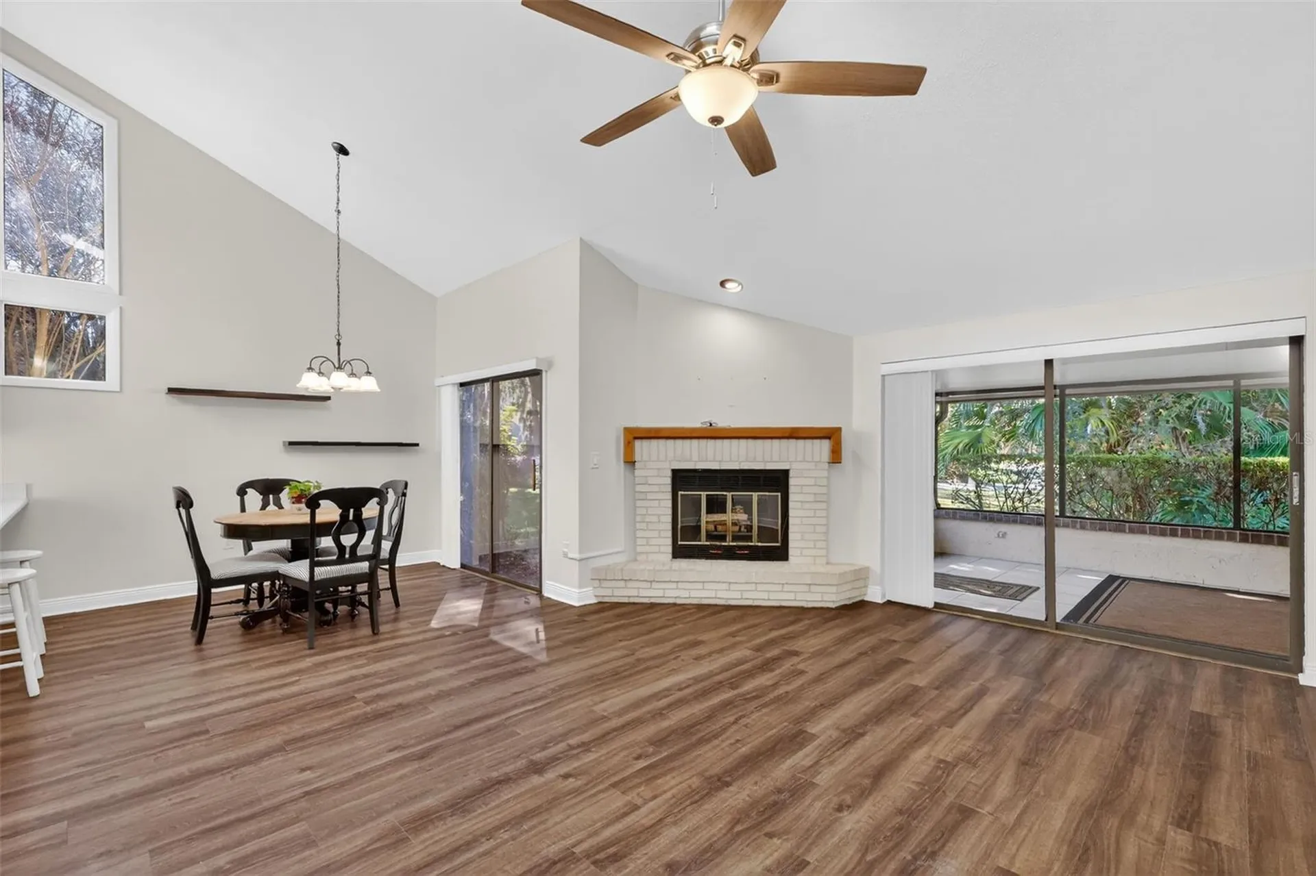 301 Clusterwood Drive Yalaha FL 34797