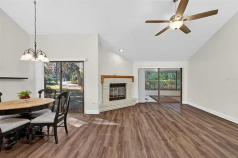 301 Clusterwood Drive Yalaha FL 34797