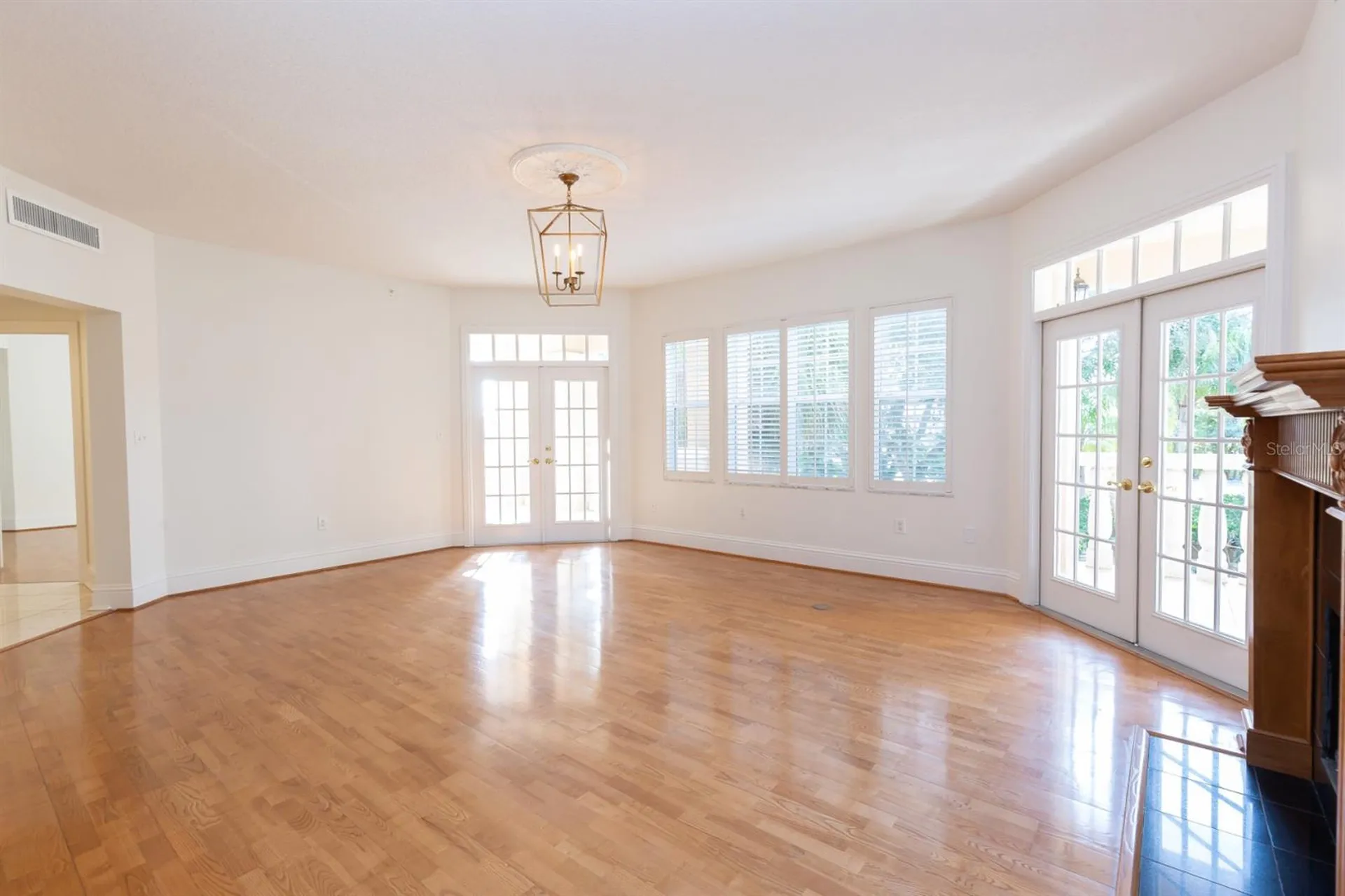 147 S Interlachen Avenue Winter Park FL 32789