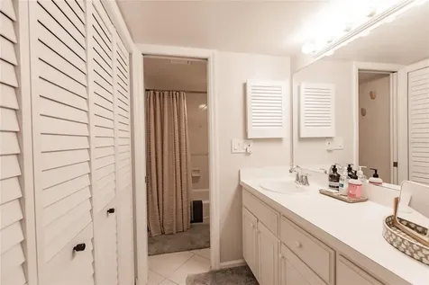 6018 W Peppertree Way Sarasota FL 34242