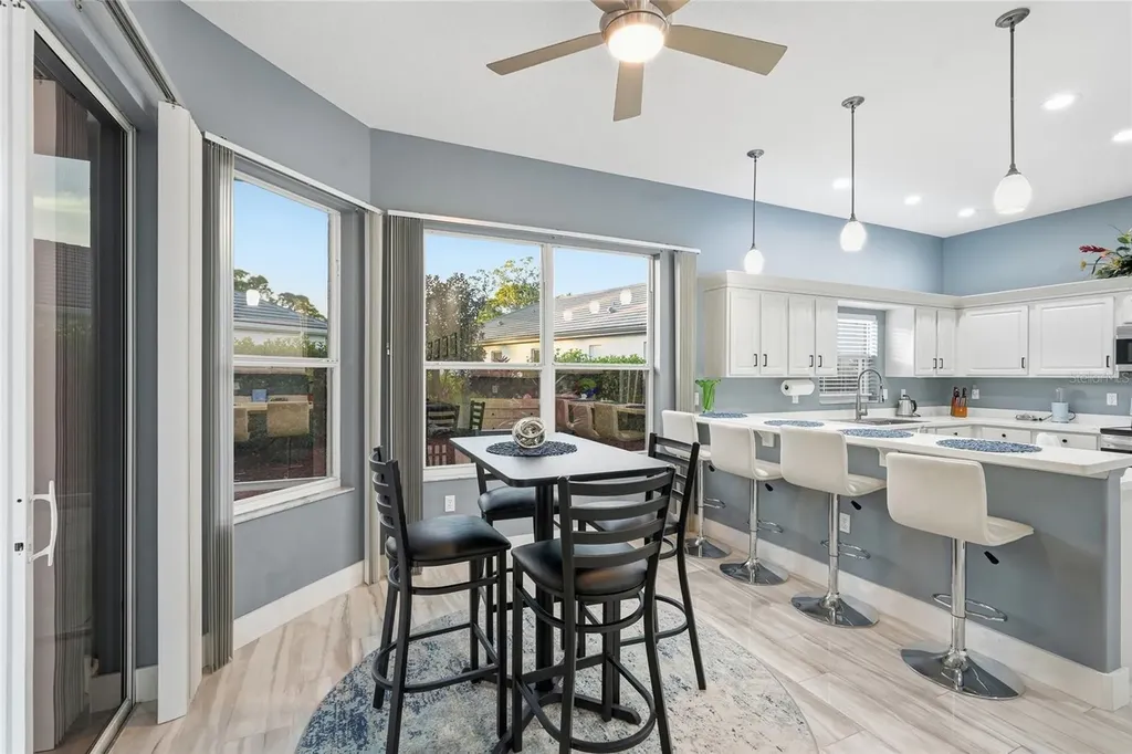 7212 Spur Court Sarasota FL 34243