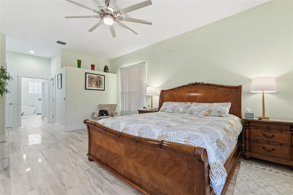 7212 Spur Court Sarasota FL 34243