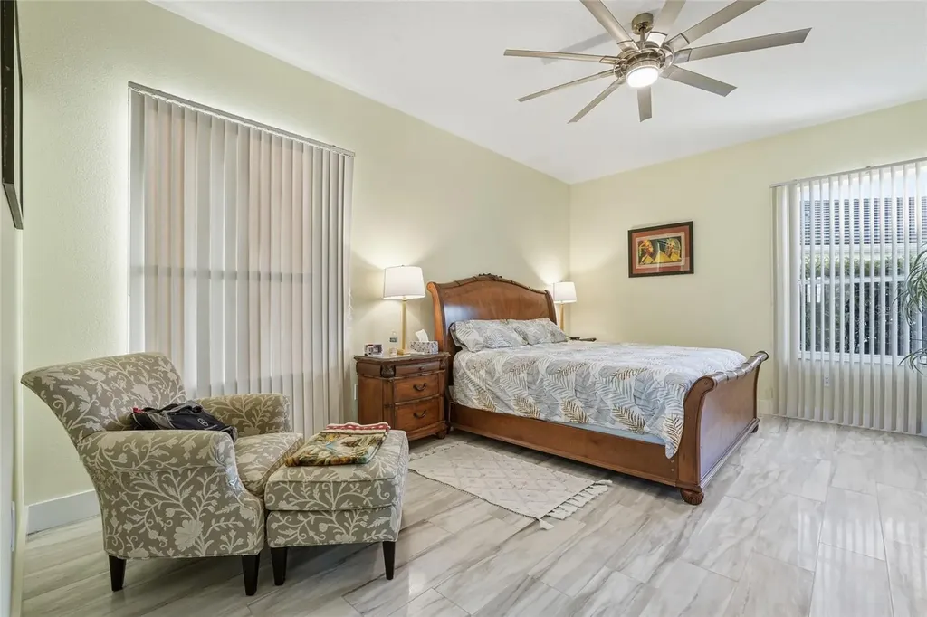 7212 Spur Court Sarasota FL 34243