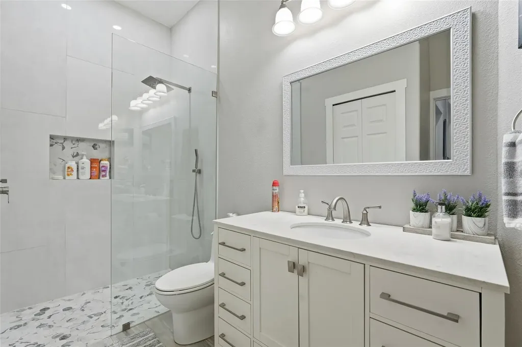7212 Spur Court Sarasota FL 34243