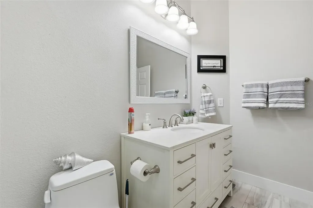 7212 Spur Court Sarasota FL 34243