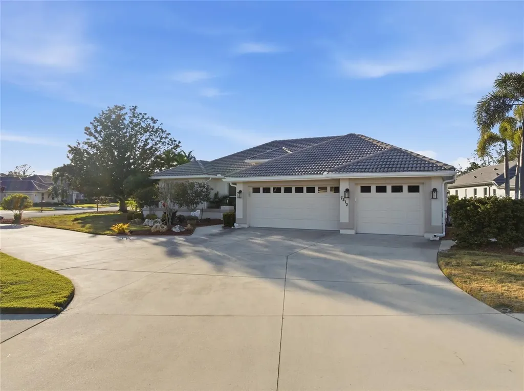 7212 Spur Court Sarasota FL 34243