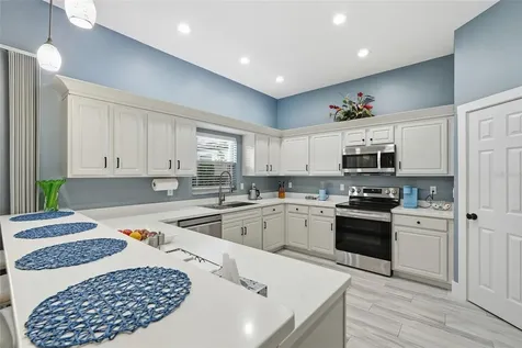 7212 Spur Court Sarasota FL 34243