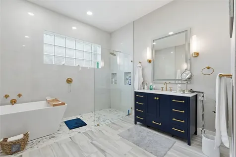 7212 Spur Court Sarasota FL 34243