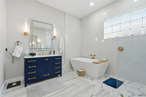 7212 Spur Court Sarasota FL 34243