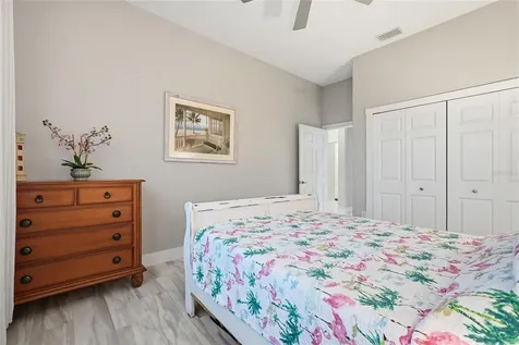 7212 Spur Court Sarasota FL 34243