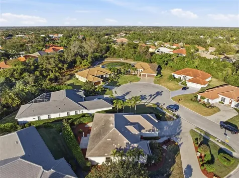 7212 Spur Court Sarasota FL 34243