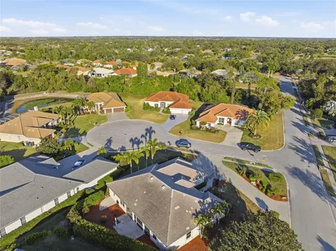 7212 Spur Court Sarasota FL 34243