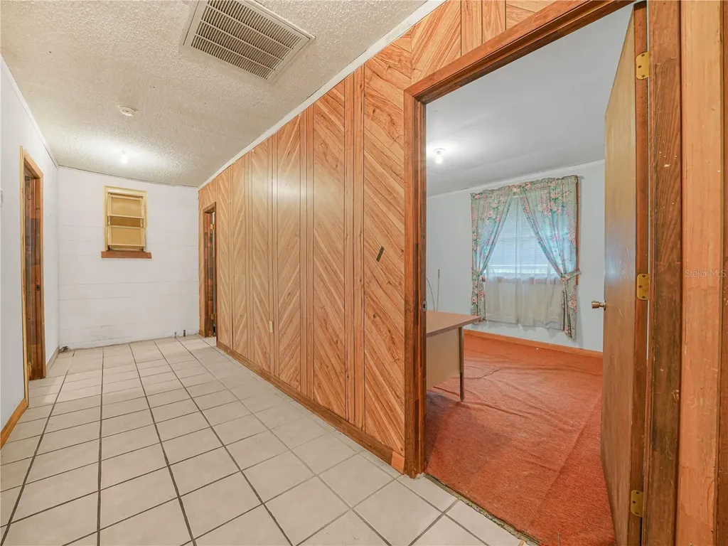 715 S Seminole Avenue Fort Meade FL 33841