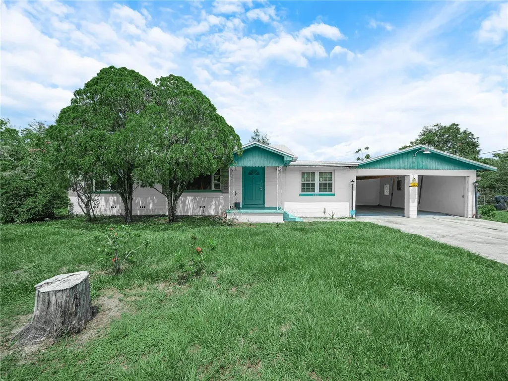715 S Seminole Avenue Fort Meade FL 33841