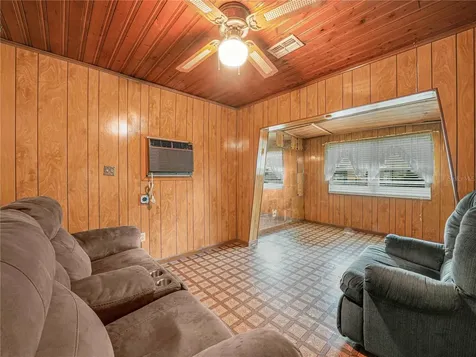 715 S Seminole Avenue Fort Meade FL 33841