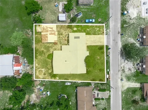 715 S Seminole Avenue Fort Meade FL 33841