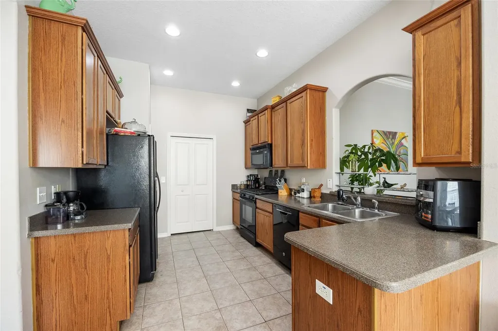 1118 Wright Swynde Court Wesley Chapel FL 33543