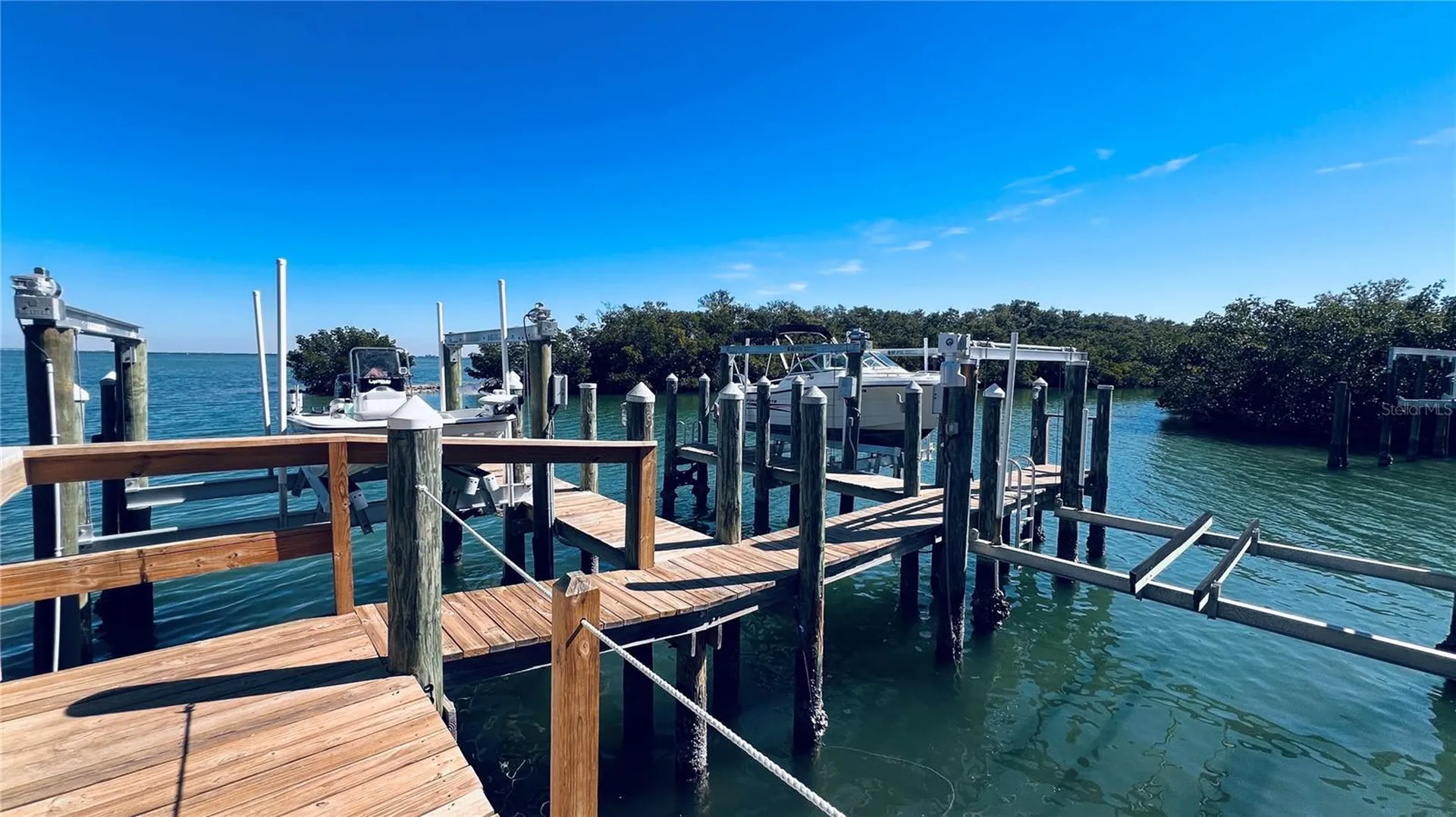 1515 Pinellas Bayway S St Petersburg FL 33715