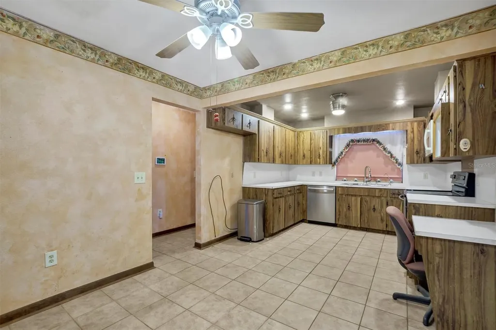295 S Glen Avenue Lake Alfred FL 33850