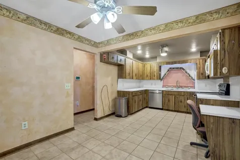 295 S Glen Avenue Lake Alfred FL 33850