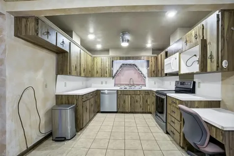 295 S Glen Avenue Lake Alfred FL 33850