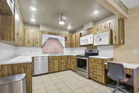 295 S Glen Avenue Lake Alfred FL 33850