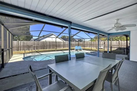 295 S Glen Avenue Lake Alfred FL 33850