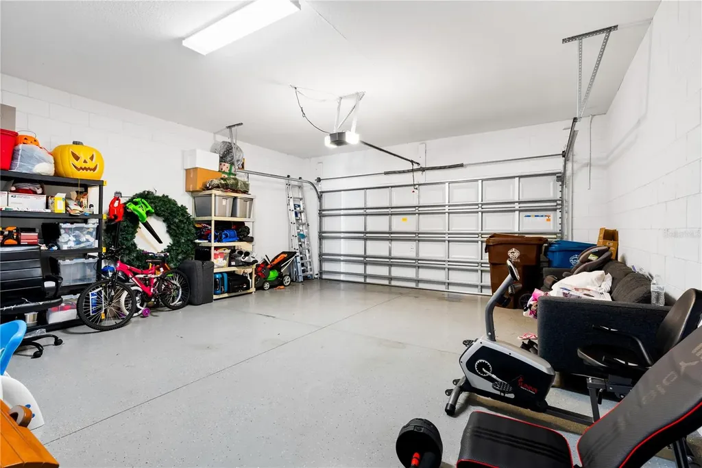 372 Meadow Pointe Drive Haines City FL 33844
