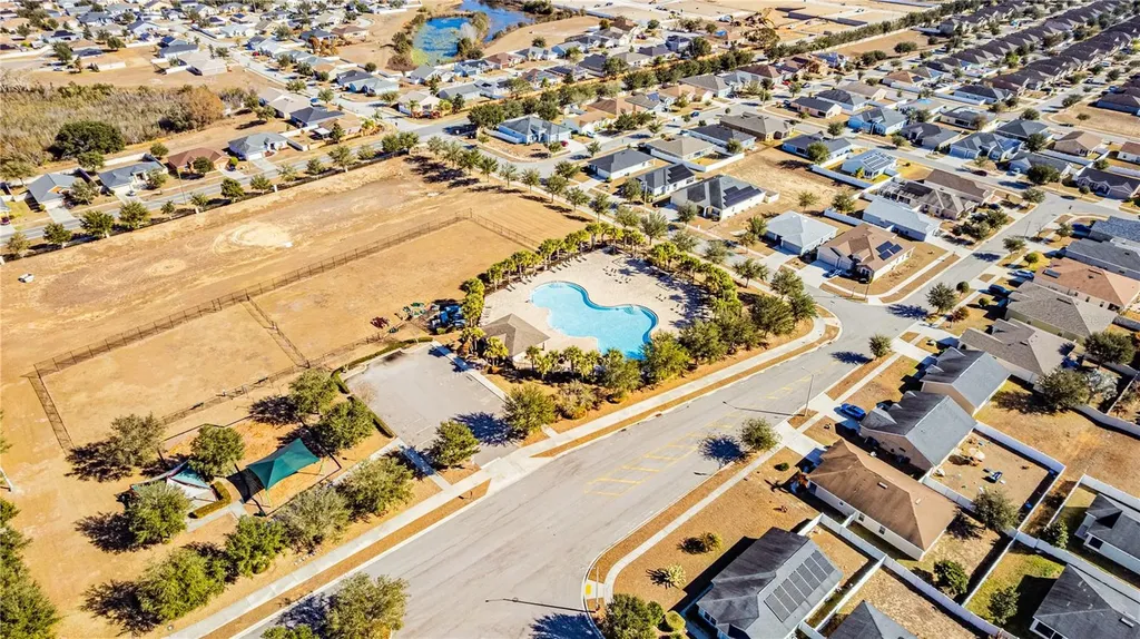 372 Meadow Pointe Drive Haines City FL 33844