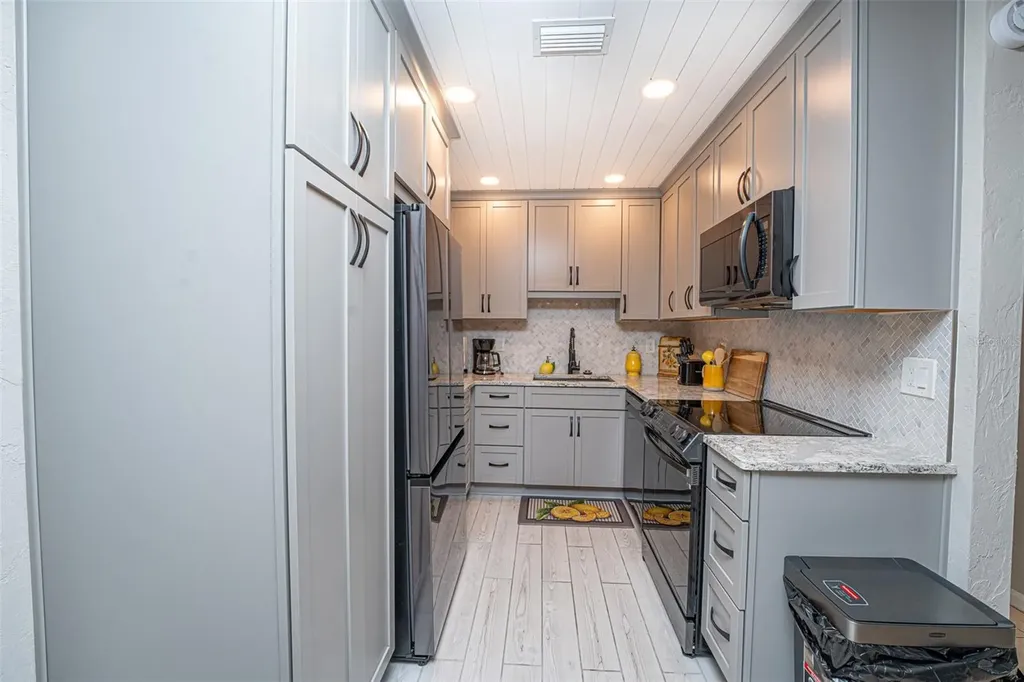 3800 Saxon Drive New Smyrna Beach FL 32169