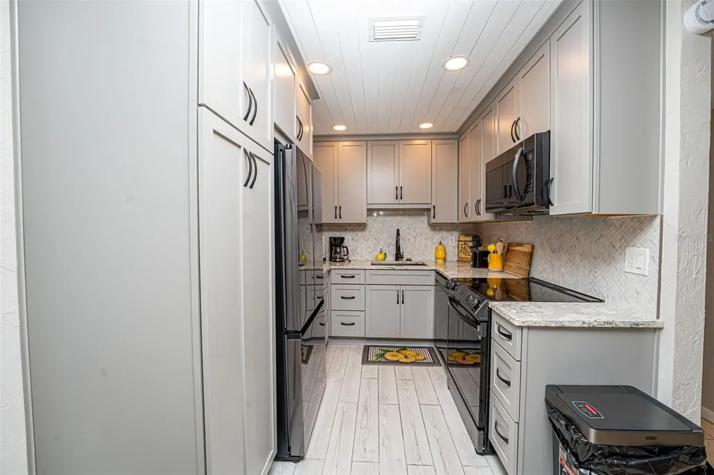 3800 Saxon Drive New Smyrna Beach FL 32169