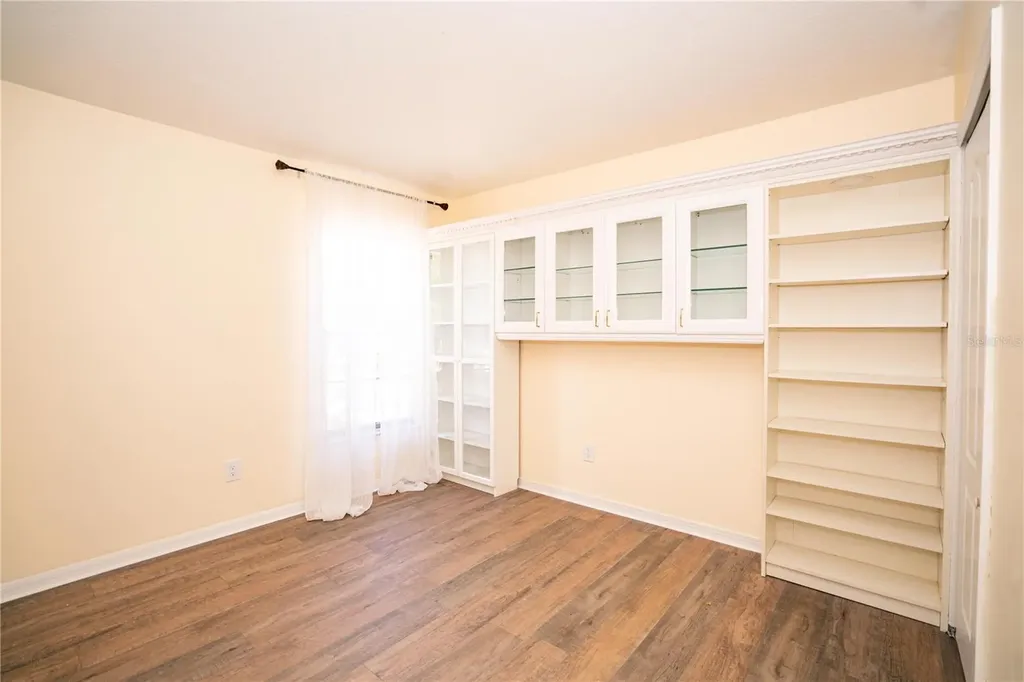 10468 Blackmore Drive Tampa FL 33647